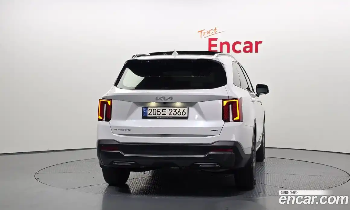 Kia Sorento 2023 1.6 Автомат в Москве № 1173279, фото 4