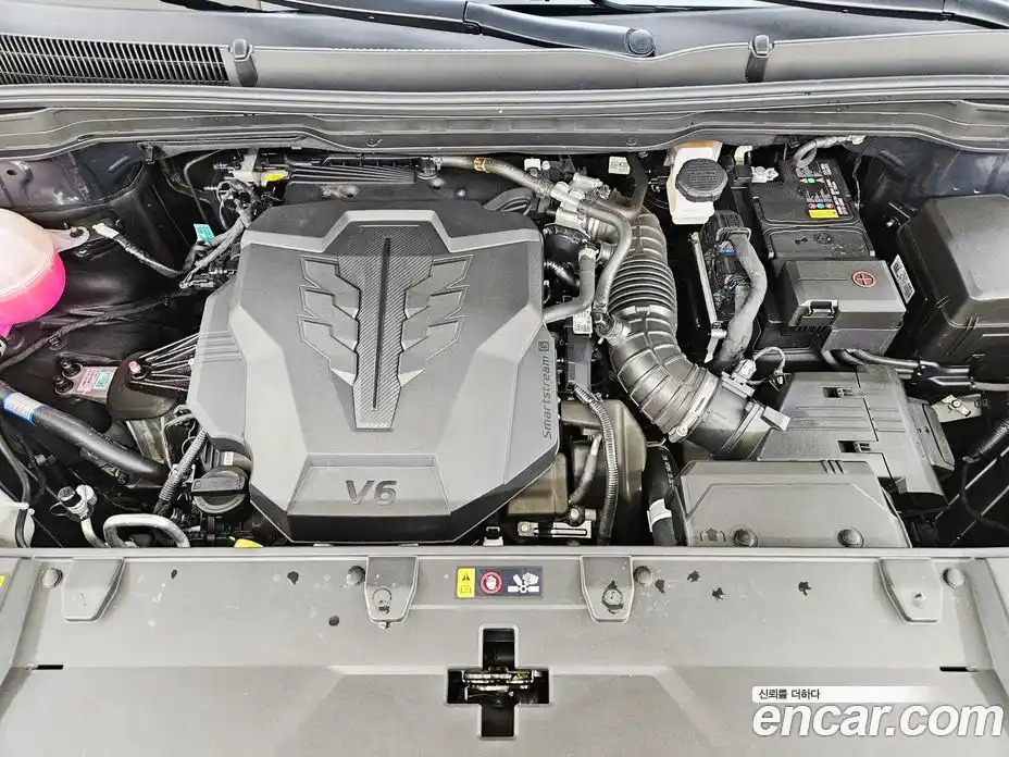 Kia Canival 2023 3.5 Автомат в Москве № 1173286, фото 6