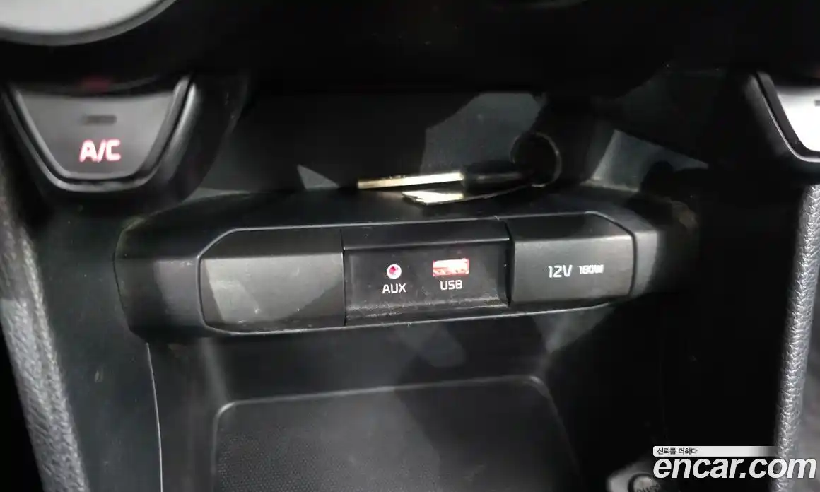 Kia Morning 2020 1.0 Автомат в Москве № 1173294, фото 17