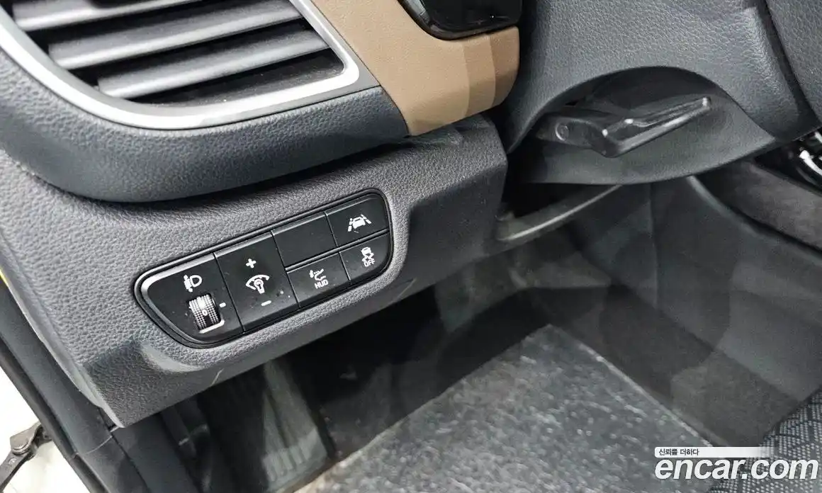 Kia Seltos 2020 1.6 Автомат в Москве № 1173320, фото 13