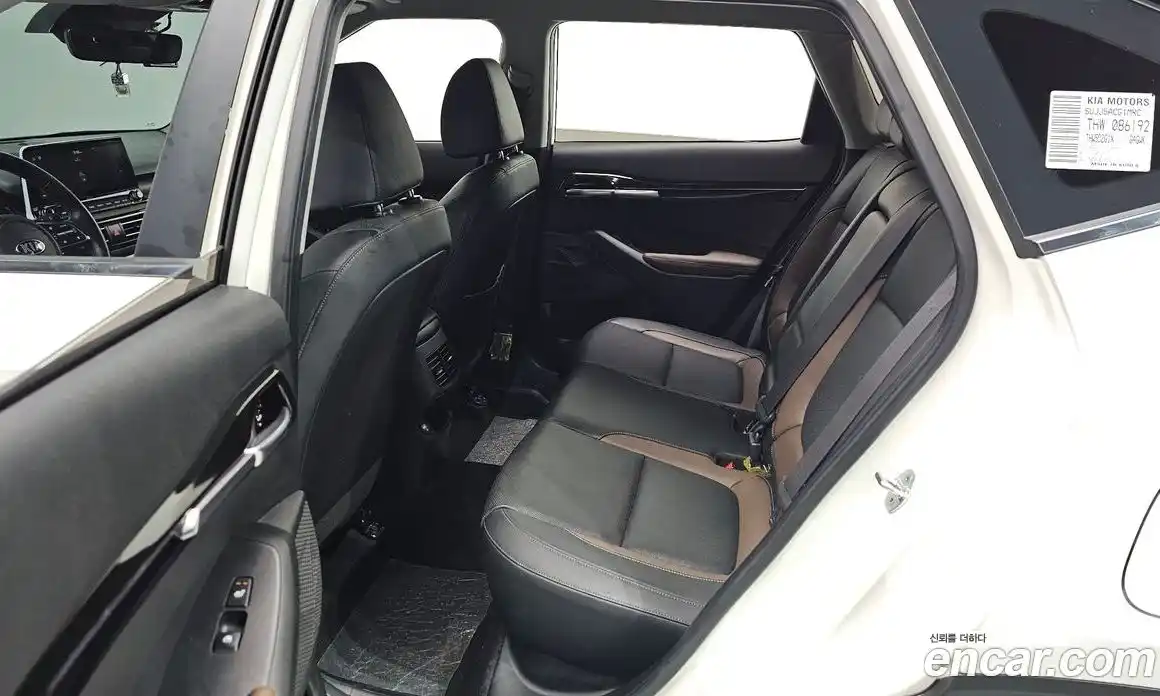 Kia Seltos 2020 1.6 Автомат в Москве № 1173320, фото 18