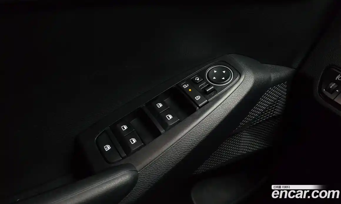 Kia Seltos 2023 1.6 Автомат в Москве № 1173323, фото 17