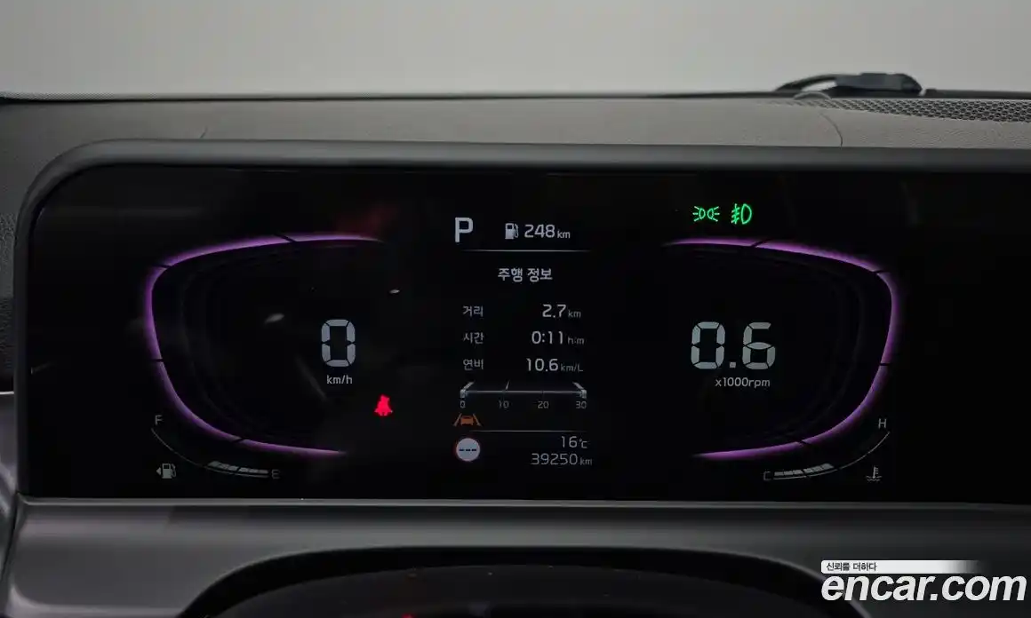 Kia Seltos 2023 1.6 Автомат в Москве № 1173323, фото 8