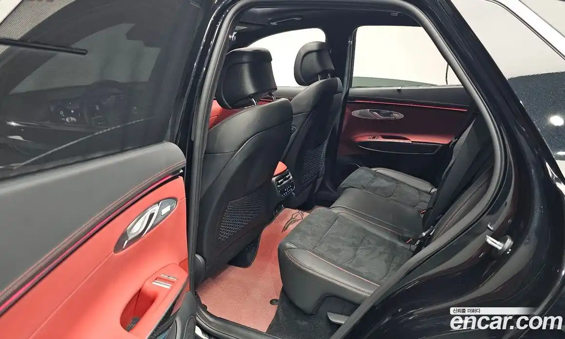 Genesis GV70 2024 2.5 Автомат в Москве № 1173333, фото 11