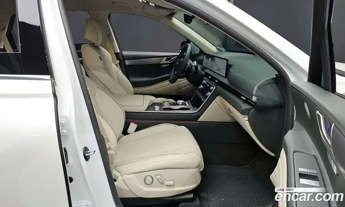 Genesis GV80 2024 2.5 Автомат в Москве № 1173338, фото 10