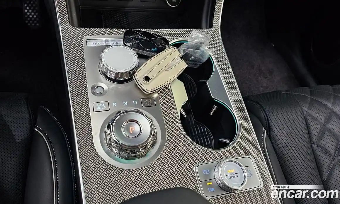 Genesis GV80 2025 2.5 Автомат в Москве № 1173342, фото 8