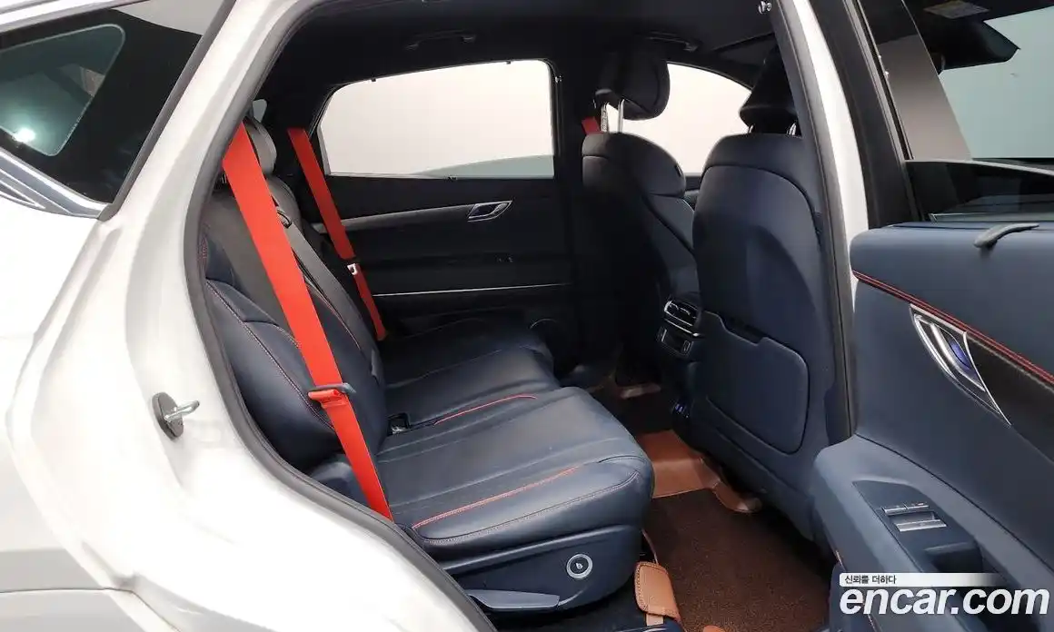 Genesis GV80 2023 2.5 Автомат в Москве № 1173383, фото 12