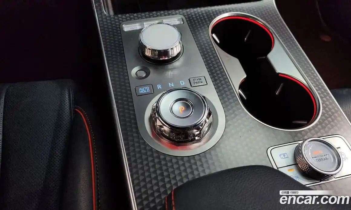 Genesis GV80 2023 2.5 Автомат в Москве № 1173383, фото 9