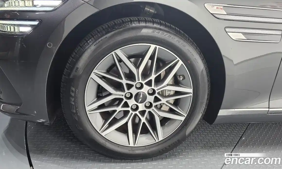 Genesis G80 2024 2.5 Автомат в Москве № 1173392, фото 4