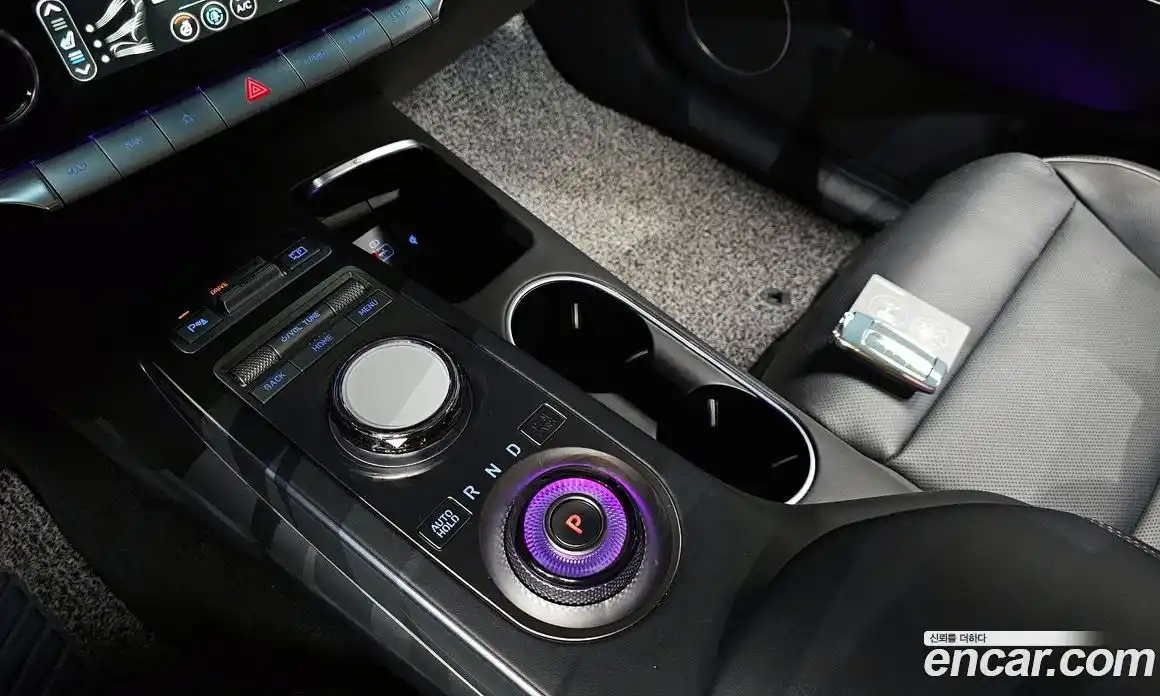 Genesis GV70 2024 2.5 гидро в Москве № 1173407, фото 9