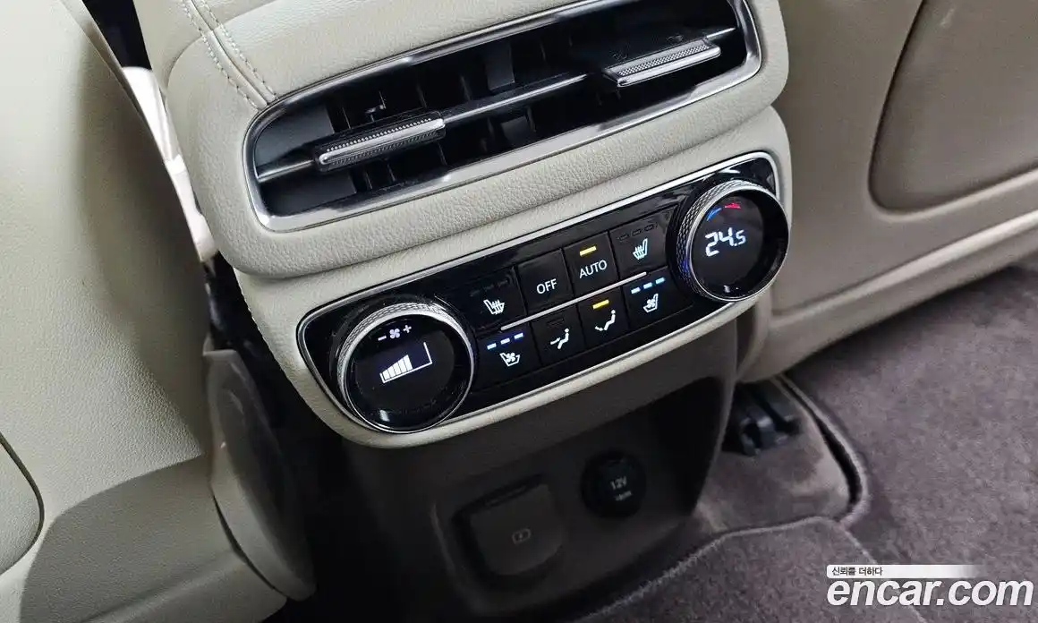 Genesis GV80 2023 3.5 Классический в Москве № 1173437, фото 18