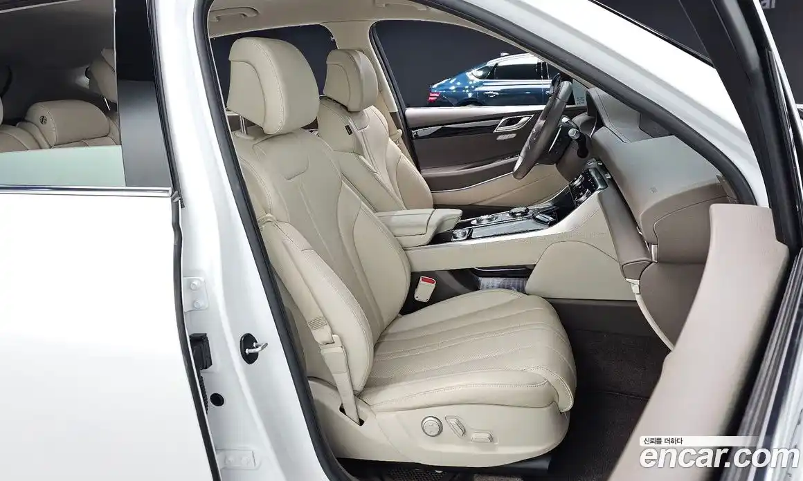 Genesis GV80 2023 3.5 Классический в Москве № 1173437, фото 10