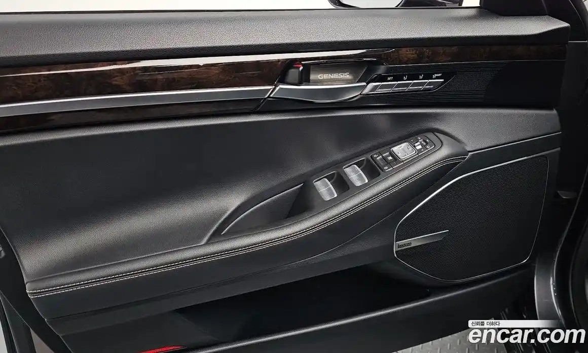 Genesis G90 2020 3.8 гидро в Москве № 1173464, фото 17