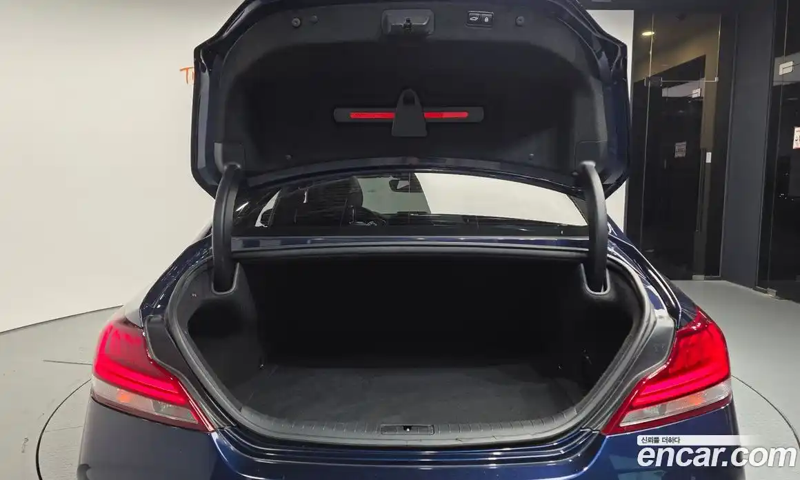 Genesis G70 2019 3.3 Автомат в Москве № 1173558, фото 20