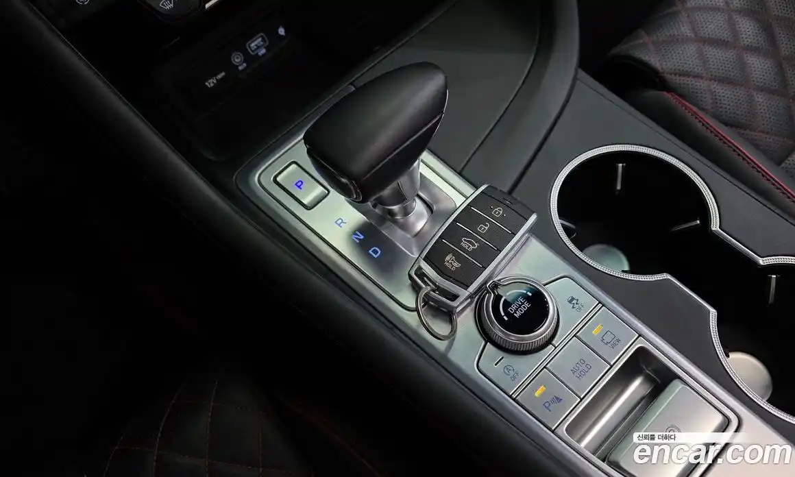 Genesis G70 2019 3.3 Автомат в Москве № 1173558, фото 9