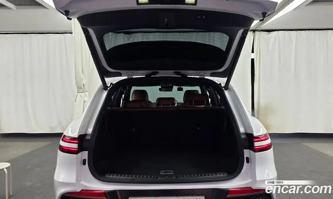 Genesis GV70 2021 2.5 Автомат в Москве № 1173613, фото 20