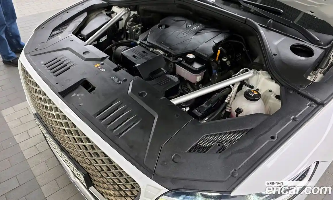 Genesis GV70 2021 2.5 Автомат в Москве № 1173613, фото 6