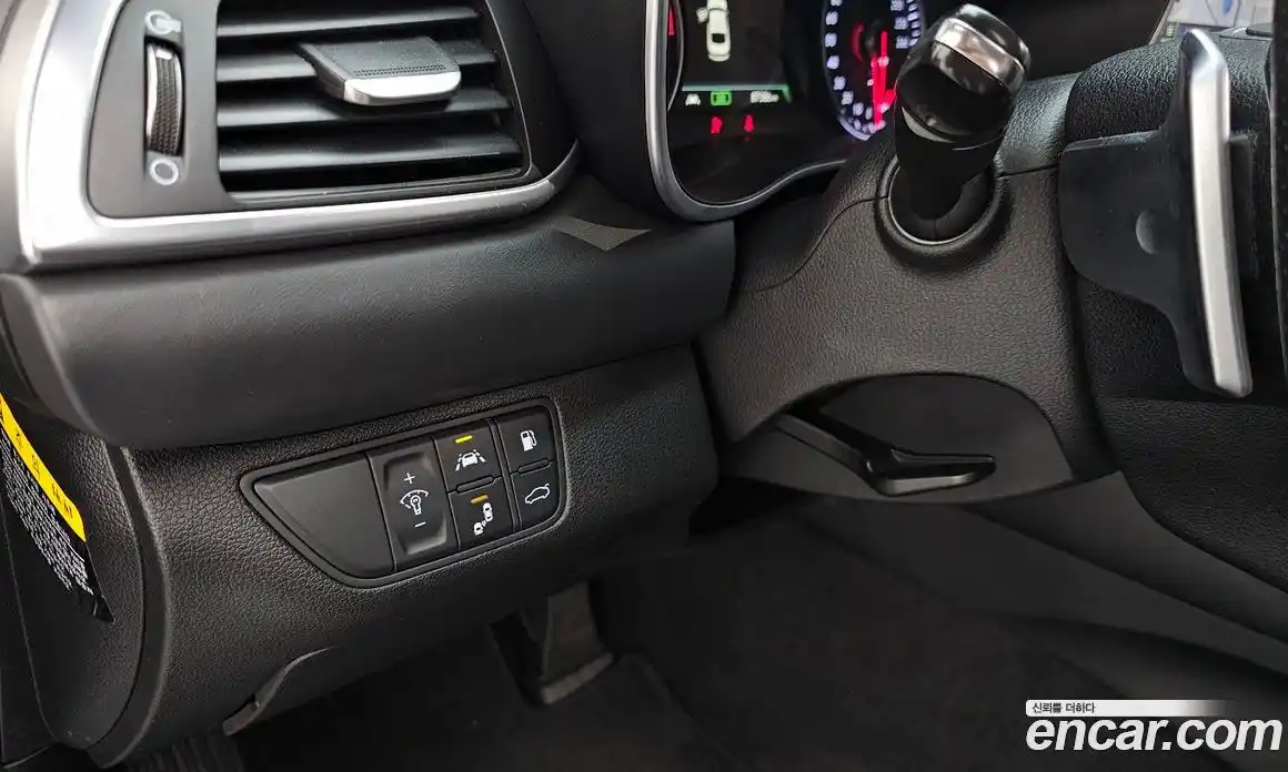 Genesis G70 2017 2.0 Автомат в Москве № 1173646, фото 17