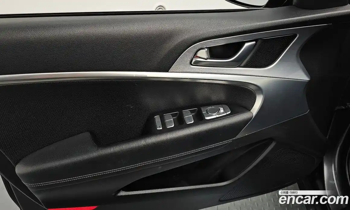 Genesis G70 2017 2.0 Автомат в Москве № 1173646, фото 18