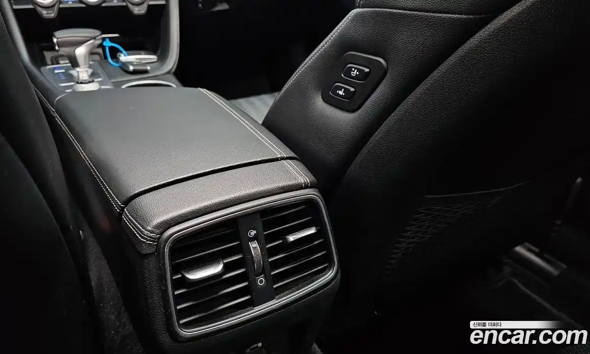 Genesis G70 2017 2.0 Автомат в Москве № 1173646, фото 19