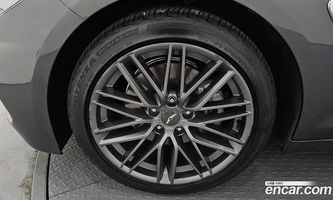 Genesis G70 2017 2.0 Автомат в Москве № 1173646, фото 5