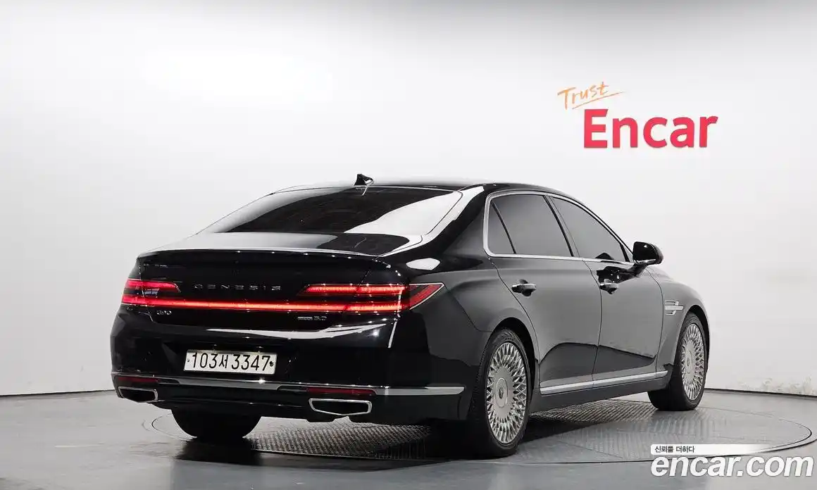 Genesis G90 2019 5.0 Автомат в Москве № 1173678, фото 2