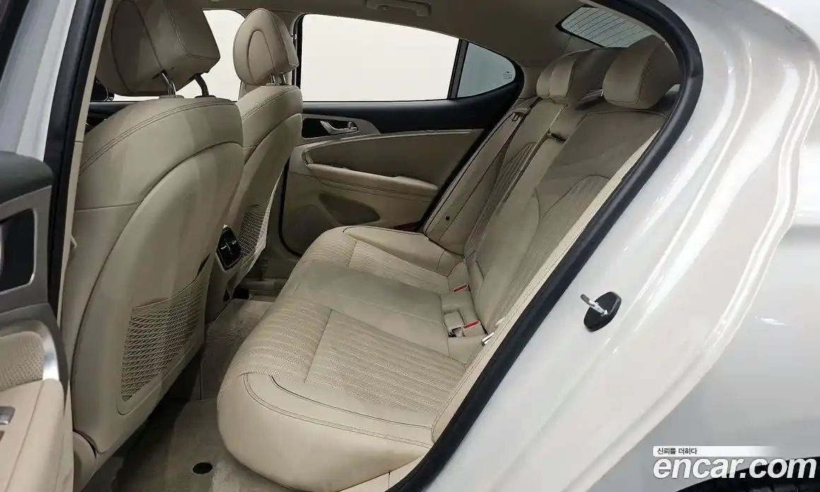 Genesis G70 2021 2.0 Автомат в Москве № 1173688, фото 12