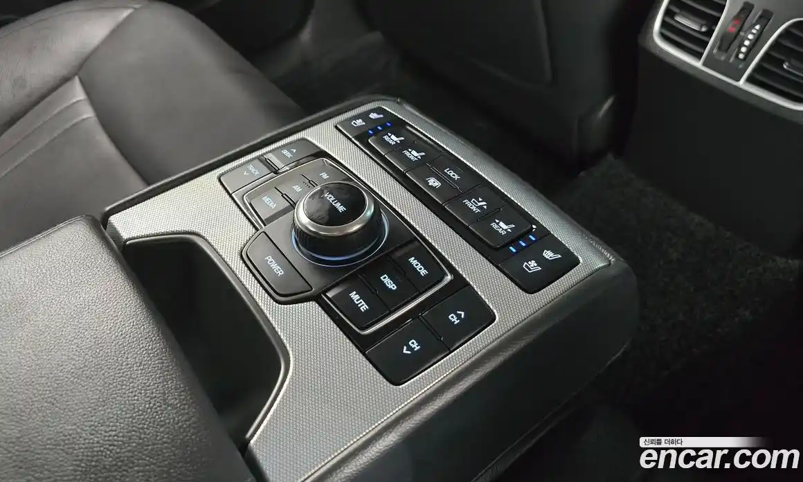 Genesis G80 2017 3.3 Автомат в Москве № 1173691, фото 18