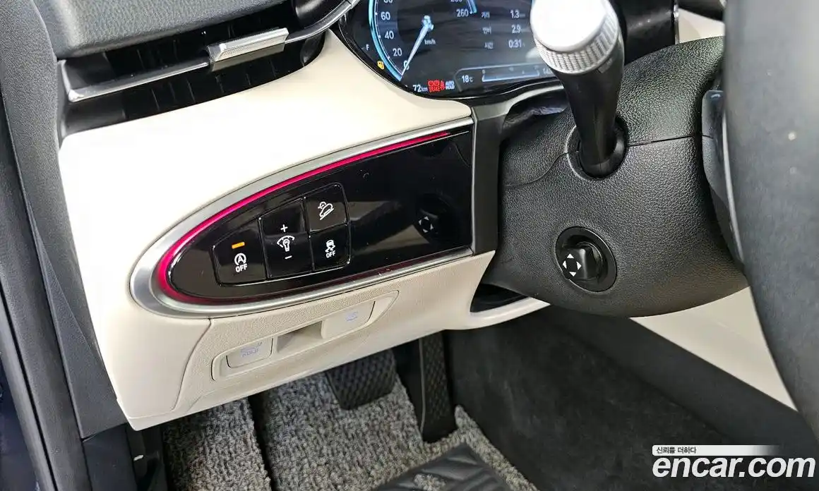 Genesis GV70 2021 2.2 Автомат в Москве № 1173695, фото 18