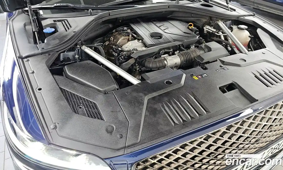 Genesis GV70 2021 2.2 Автомат в Москве № 1173695, фото 6