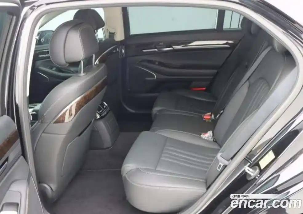 Genesis G90 2021 3.3 Автомат в Москве № 1173708, фото 6