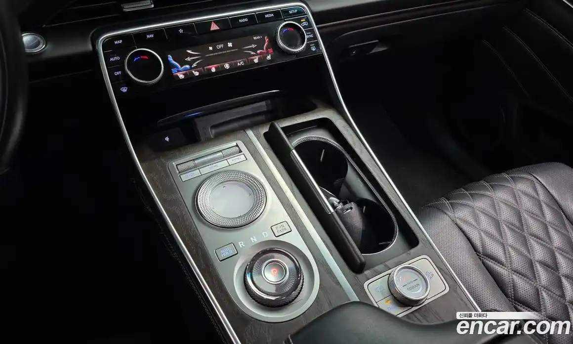 Genesis GV80 2021 3.0 Автомат в Москве № 1173733, фото 9