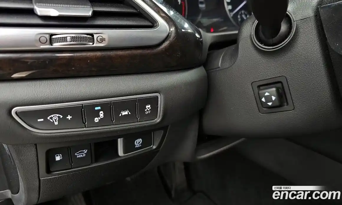 Genesis G90 2018 3.8 Автомат в Москве № 1173756, фото 14