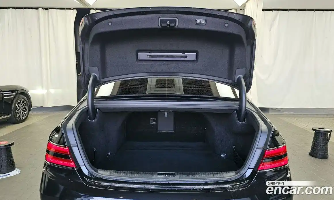 Genesis G90 2018 3.8 Автомат в Москве № 1173756, фото 20