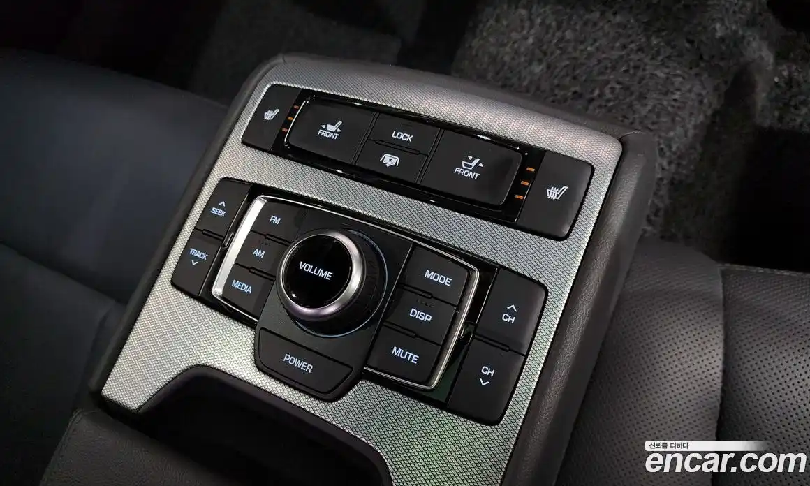 Genesis G80 2017 3.3 Автомат в Москве № 1173757, фото 18