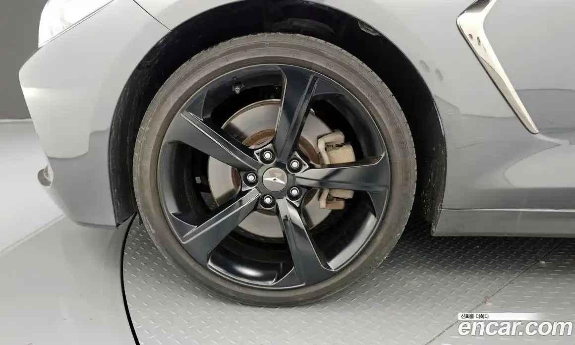 Genesis G70 2019 3.3 Автомат в Москве № 1173761, фото 5