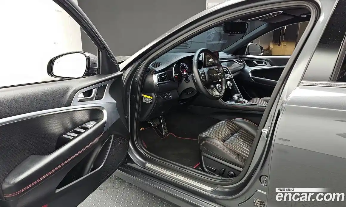 Genesis G70 2019 3.3 Автомат в Москве № 1173761, фото 10