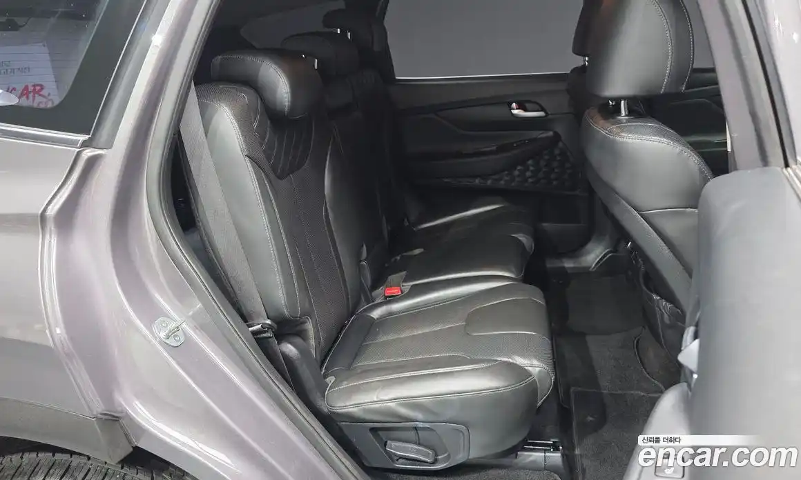 Hyundai Santa Fe 2020 2.2 Автомат в Москве № 112535, фото 12