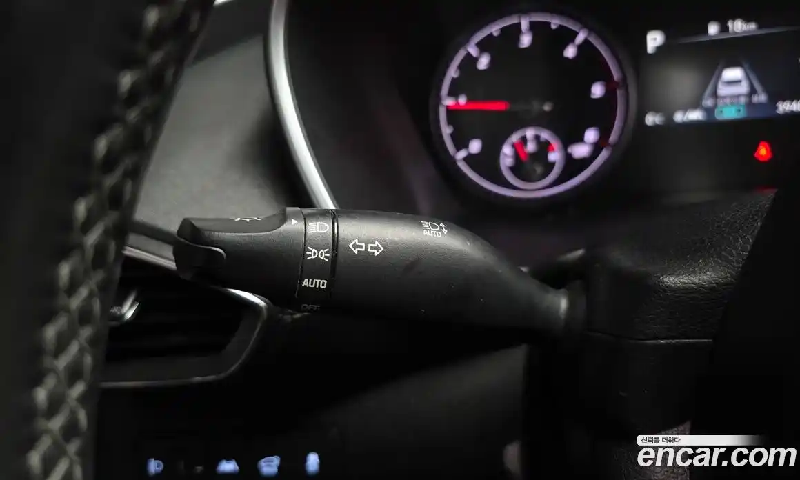 Hyundai Santa Fe 2020 2.2 Автомат в Москве № 112535, фото 17