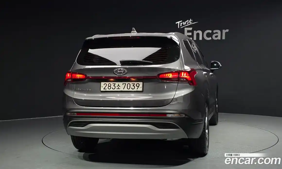 Hyundai Santa Fe 2020 2.2 Автомат в Москве № 112535, фото 4