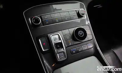 Hyundai Santa Fe 2020 2.2 Автомат в Москве № 112535, миниатюра 9