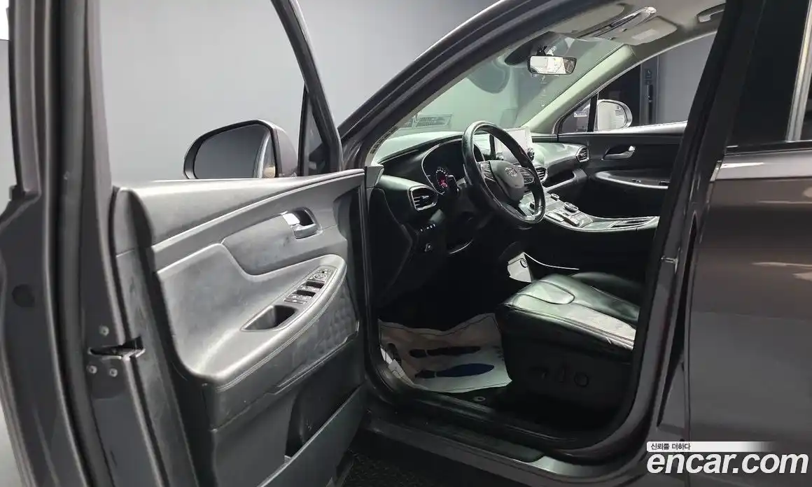 Hyundai Santa Fe 2020 2.2 Автомат в Москве № 112535, фото 10