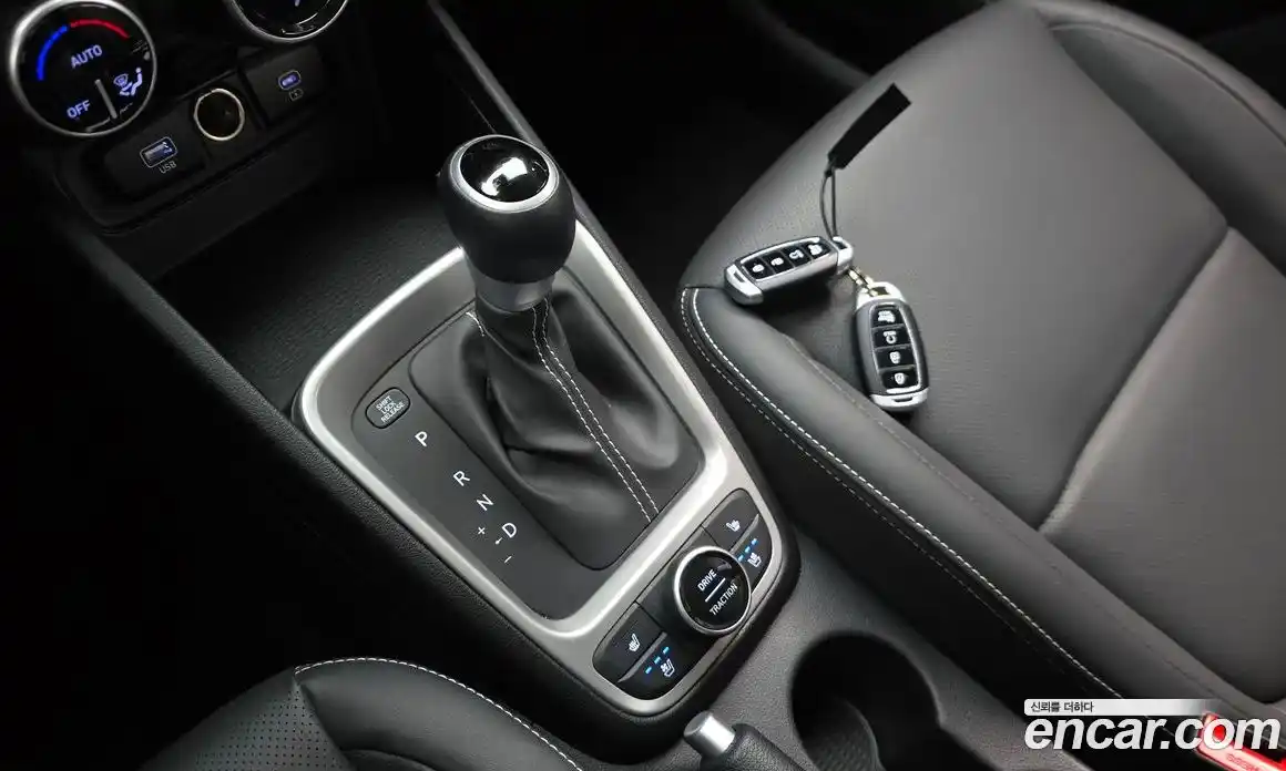 Hyundai Venue 2023 1.6 Автомат в Москве № 1171376, фото 8