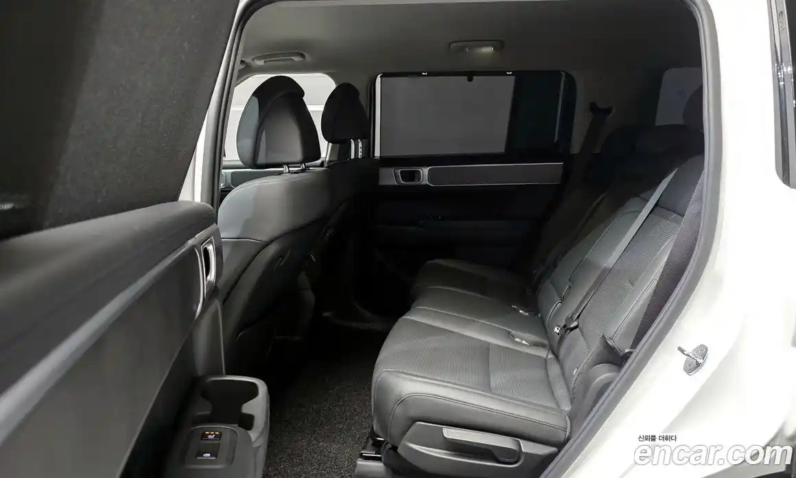 Hyundai Santa Fe 2023 1.6 гидро в Москве № 1171424, фото 12