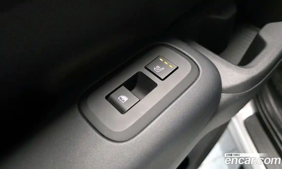 Hyundai Santa Fe 2023 1.6 гидро в Москве № 1171424, фото 17