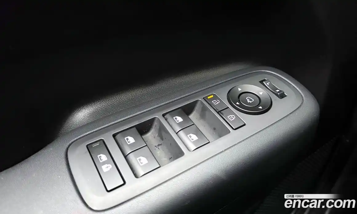 Hyundai Santa Fe 2023 1.6 гидро в Москве № 1171424, фото 19
