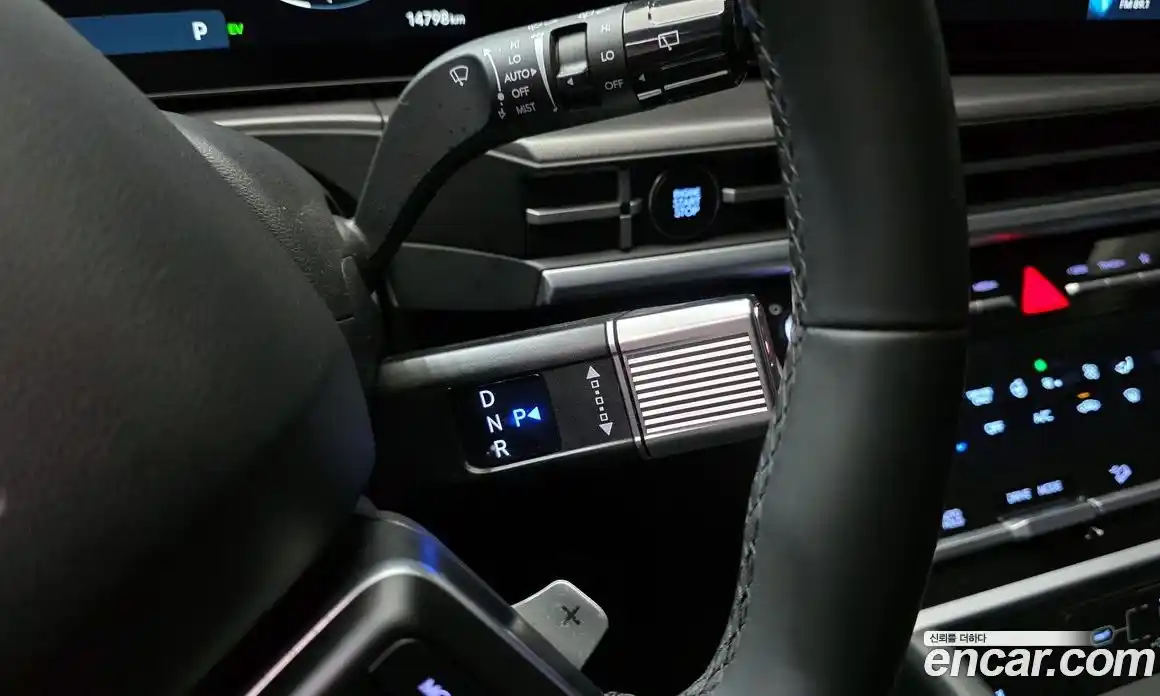 Hyundai Santa Fe 2023 1.6 гидро в Москве № 1171424, фото 9