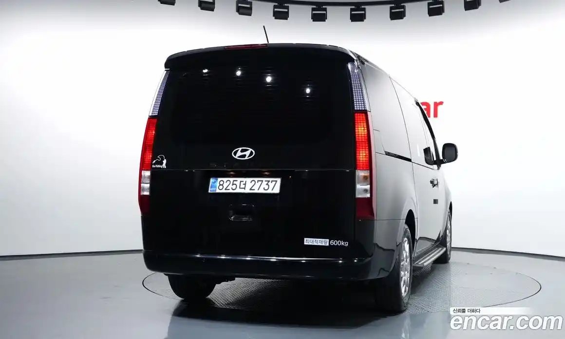 Hyundai Staria 2025 3.5 гидро в Москве № 1171460, фото 4