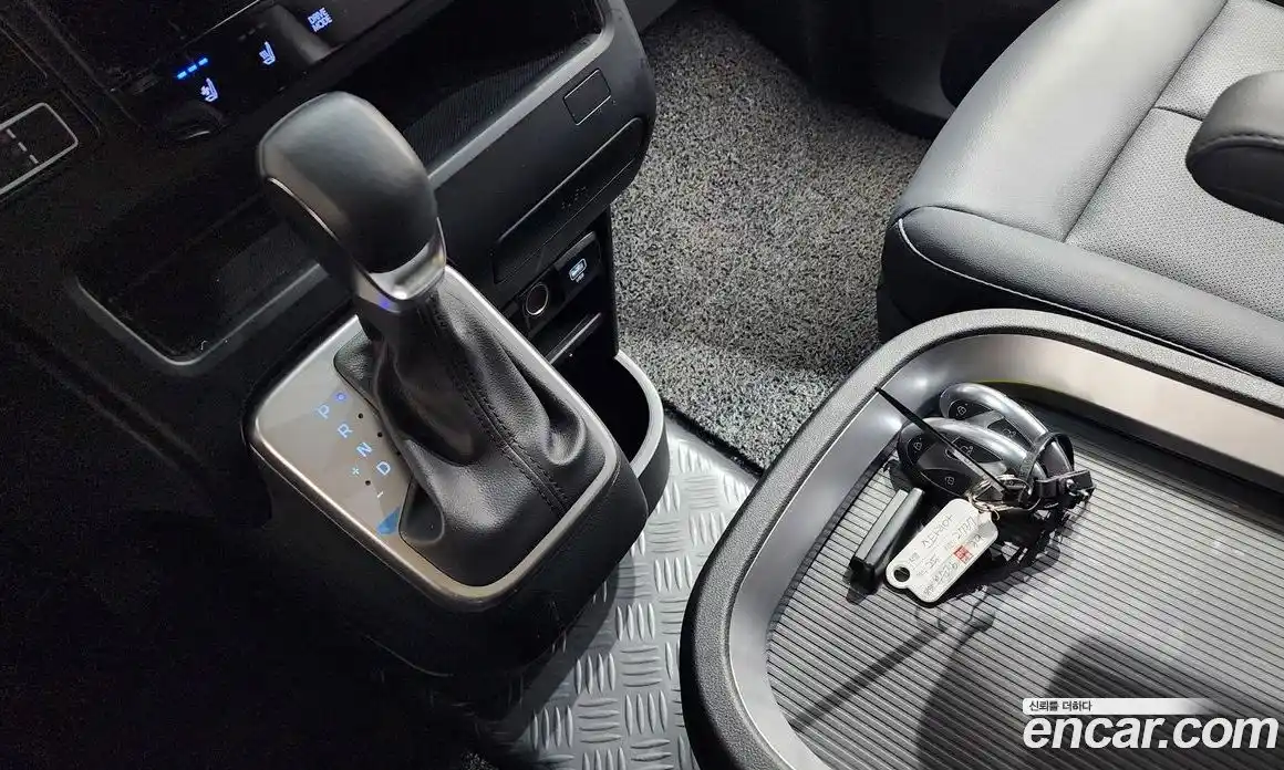 Hyundai Staria 2025 3.5 гидро в Москве № 1171460, фото 9