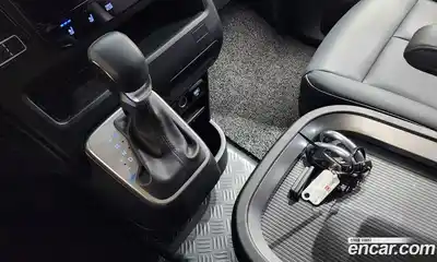 Hyundai Staria 2025 3.5 гидро в Москве № 1171460, миниатюра 9
